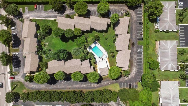 Building Photo - 2755 W Atlantic Ave