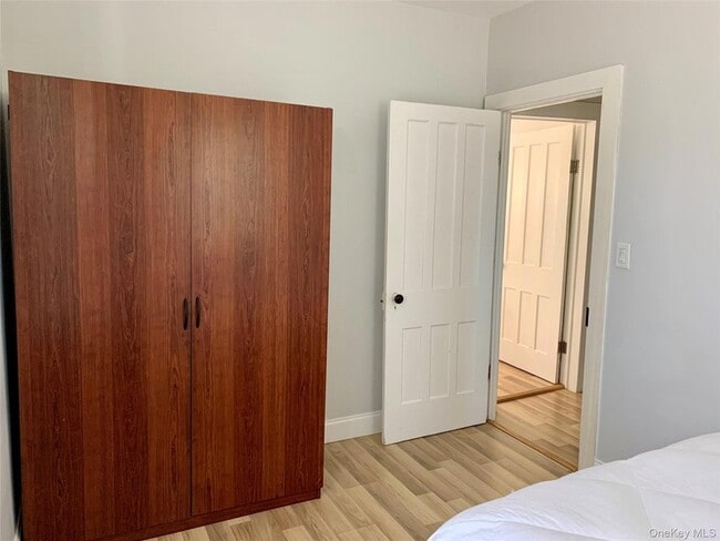 Building Photo - 26 Main St