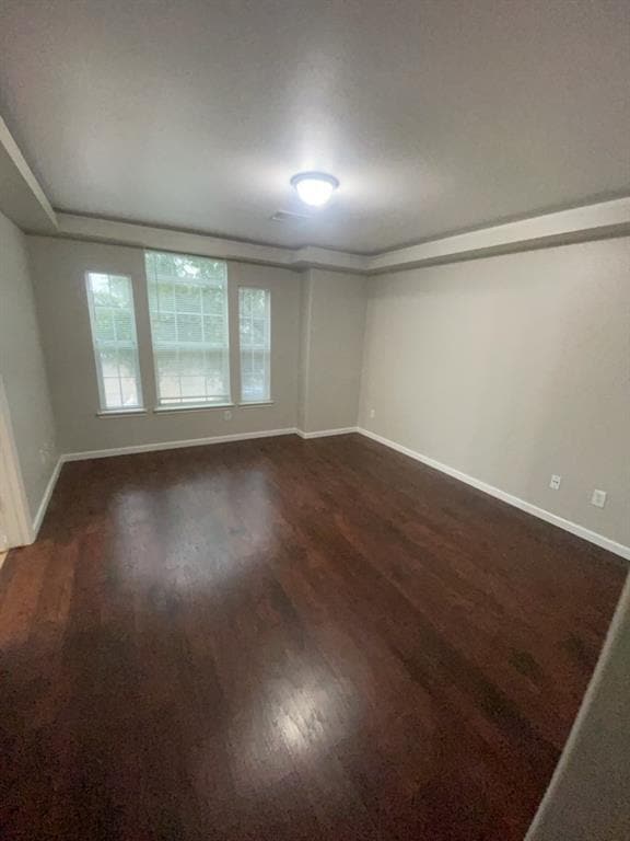 Building Photo - 20911 Southvine Ct