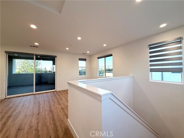 Building Photo - 273 Novel