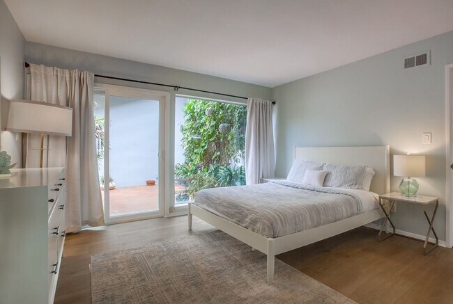 Building Photo - Modern Ocean View Home in La Jolla 4 Bed, 3 Bath