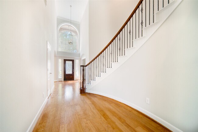 Building Photo - 5619 Riverstone Crossing Dr