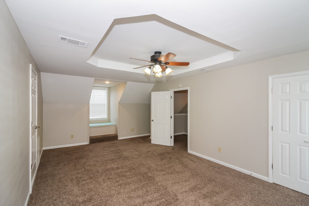 Building Photo - 15 Austin Cir