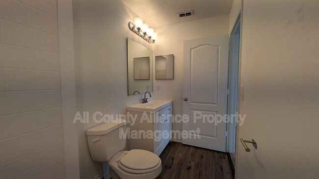 Building Photo - 4702 Ashburn Pond Way