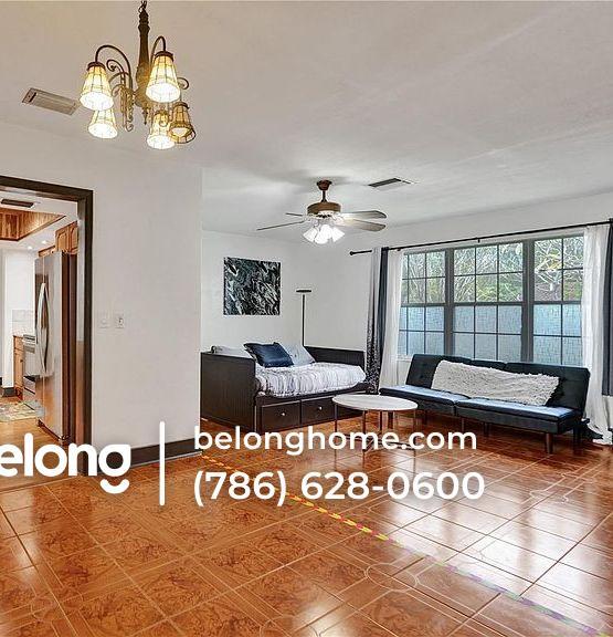 Building Photo - 5380 SW 8th Ct