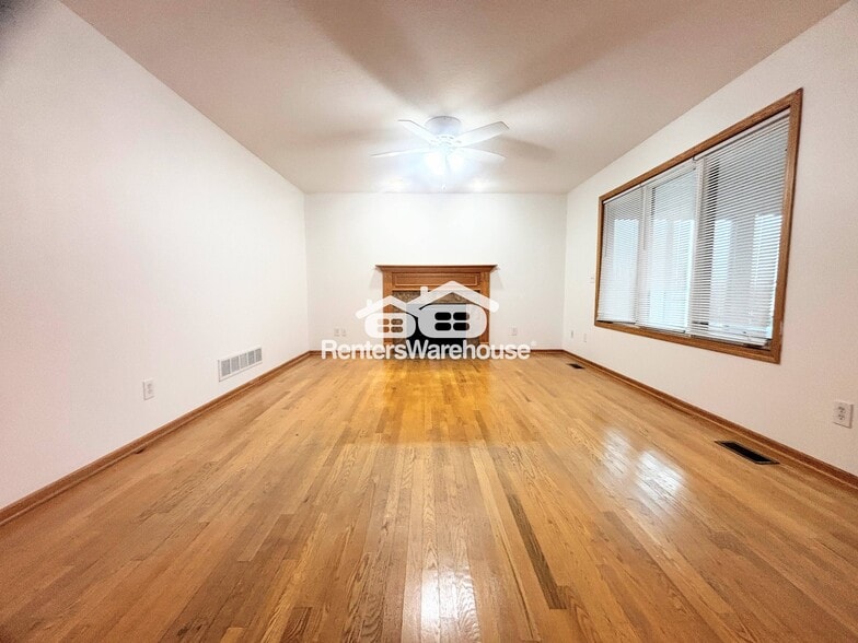 Building Photo - 6914 Aubrey Ct