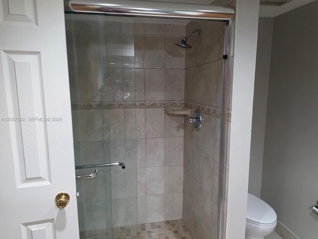 Building Photo - 6630 Racquet Club Dr