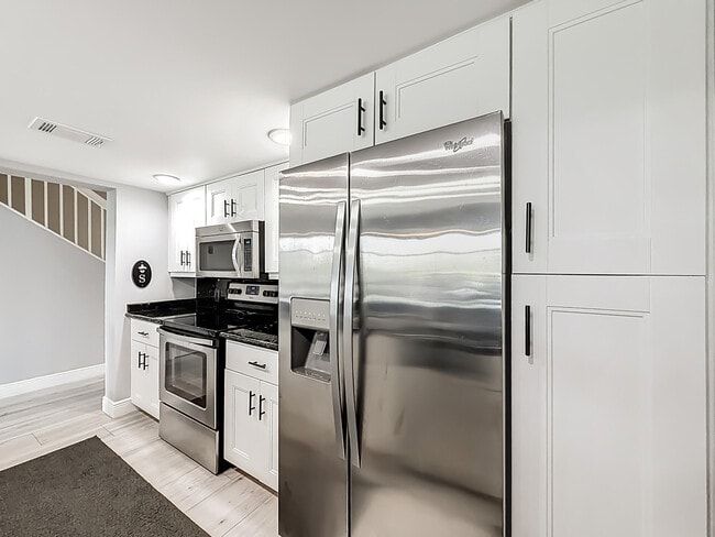 Building Photo - 11313 NW 15th St