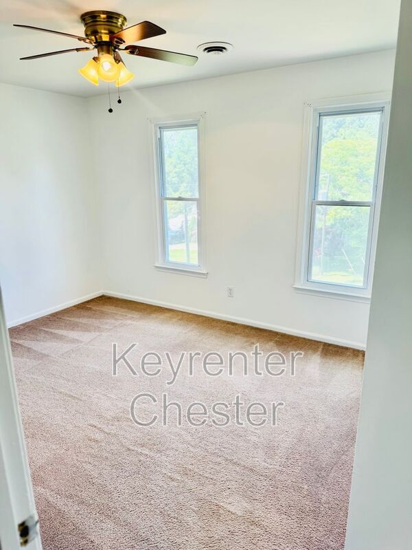 Building Photo - 11019 Sassafras Dr