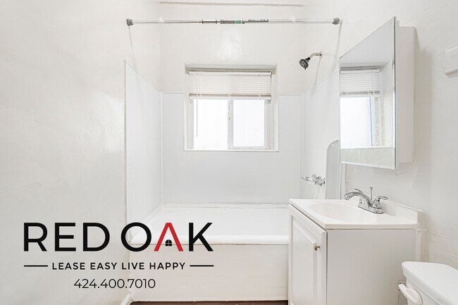 Building Photo - 153 N New Hampshire Ave