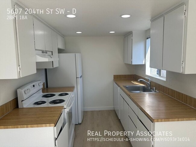 Building Photo - 5607 204th St SW