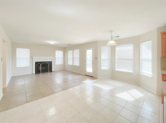 Building Photo - 11313 Los Comancheros Rd