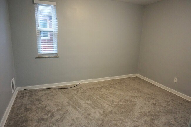 Building Photo - 3143 Glendale Ave