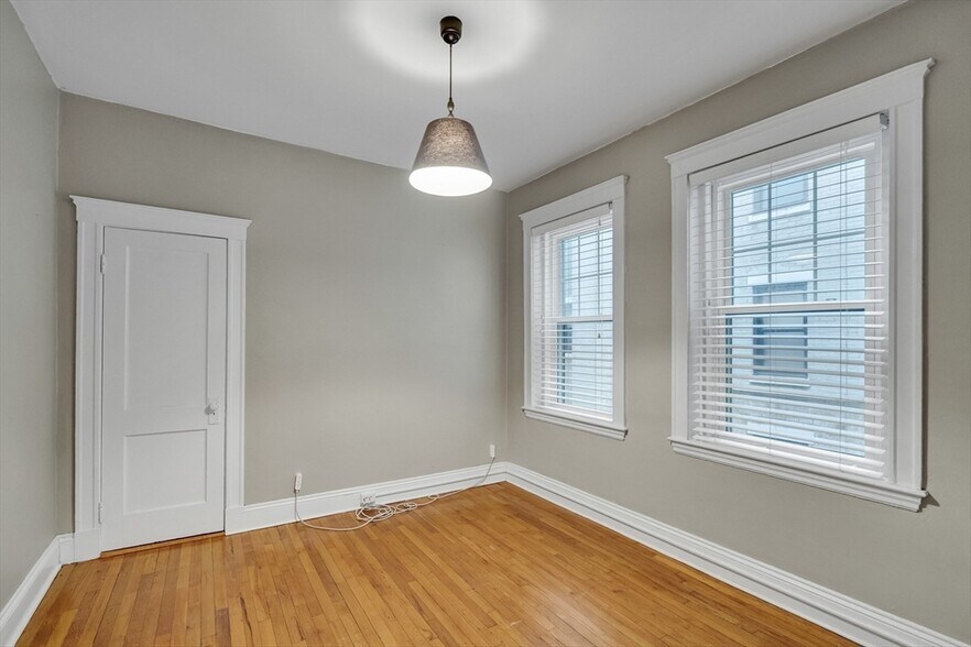 Building Photo - 315 Allston St