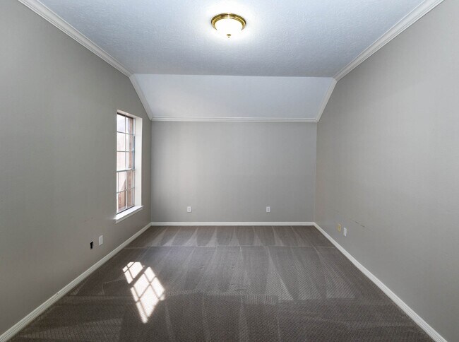 Building Photo - 2435 Thorndon Park Ct