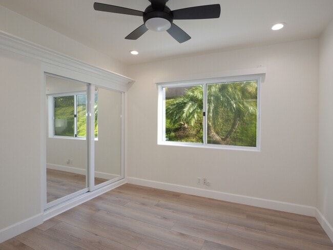 Building Photo - 108 Vía Mesa Grande