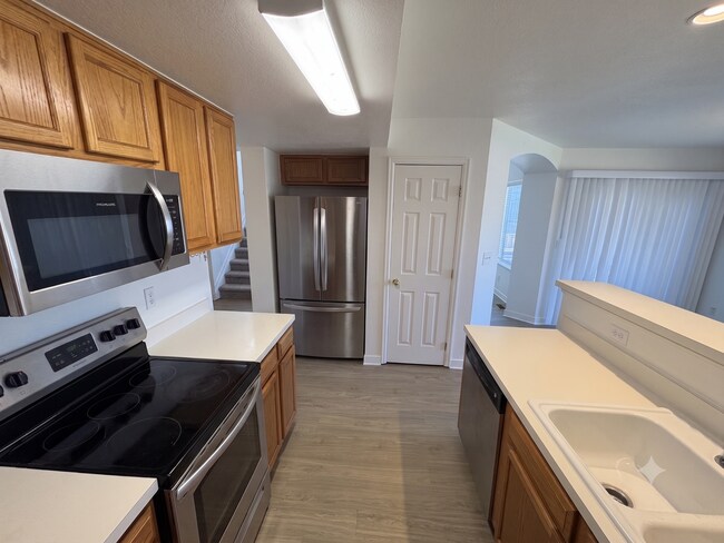 Building Photo - 12139 Applewood Ct