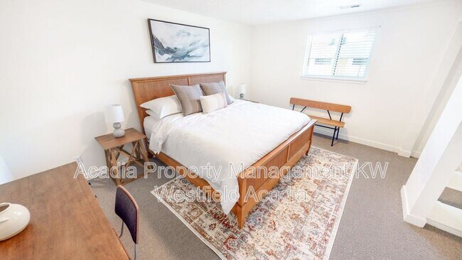 Building Photo - 1576 N Moon River Dr