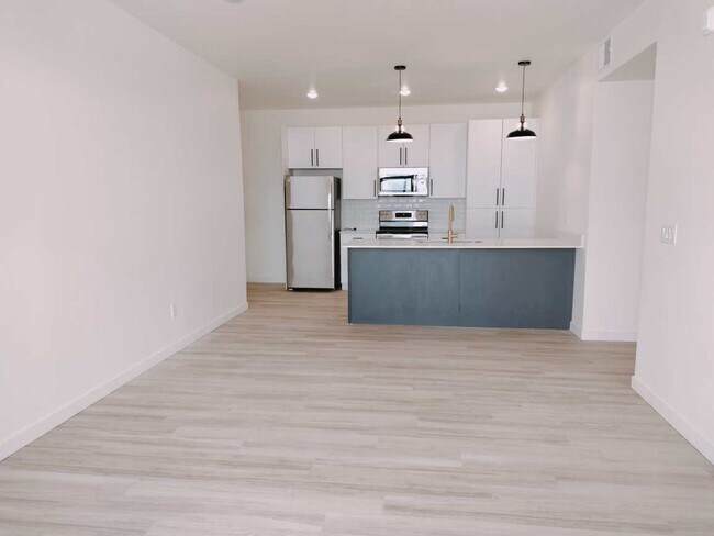 Building Photo - 2 Bed 2 Bath Condo in Teton River Lofts