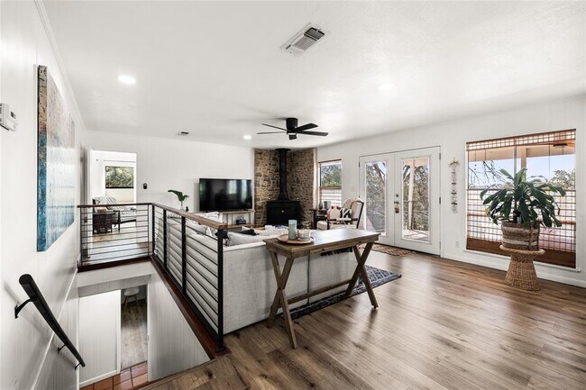 Building Photo - 925 Windy Shores Loop