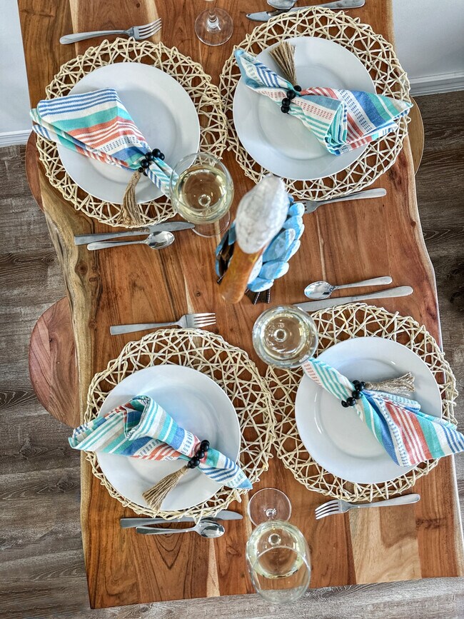 Building Photo - 3191 Scenic Hwy 98