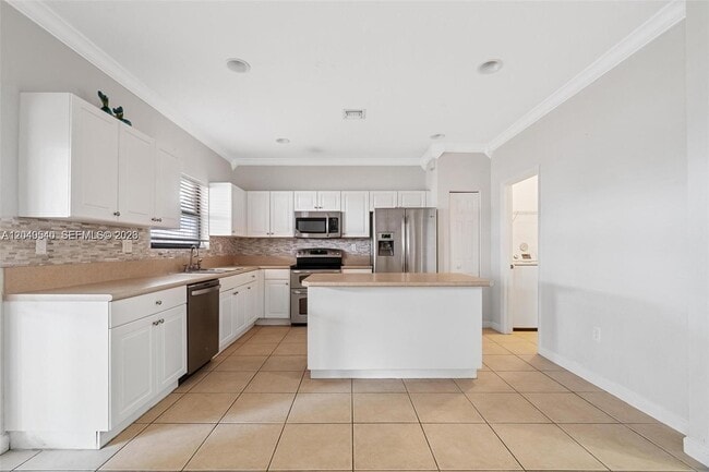 Building Photo - 24301 SW 112 CT