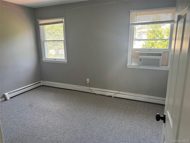Building Photo - 163 Landing Rd