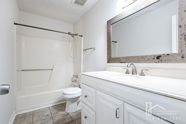 Building Photo - 5740 Old Gordon Rd