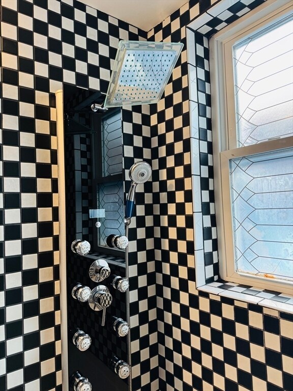 Building Photo - 125 Essex St