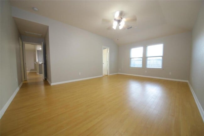 Building Photo - 9723 Misty Vine Ct