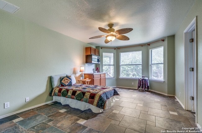 Building Photo - 8227 Maloy Manor