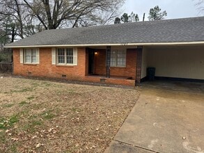 Building Photo - 1727 Goodhaven Dr