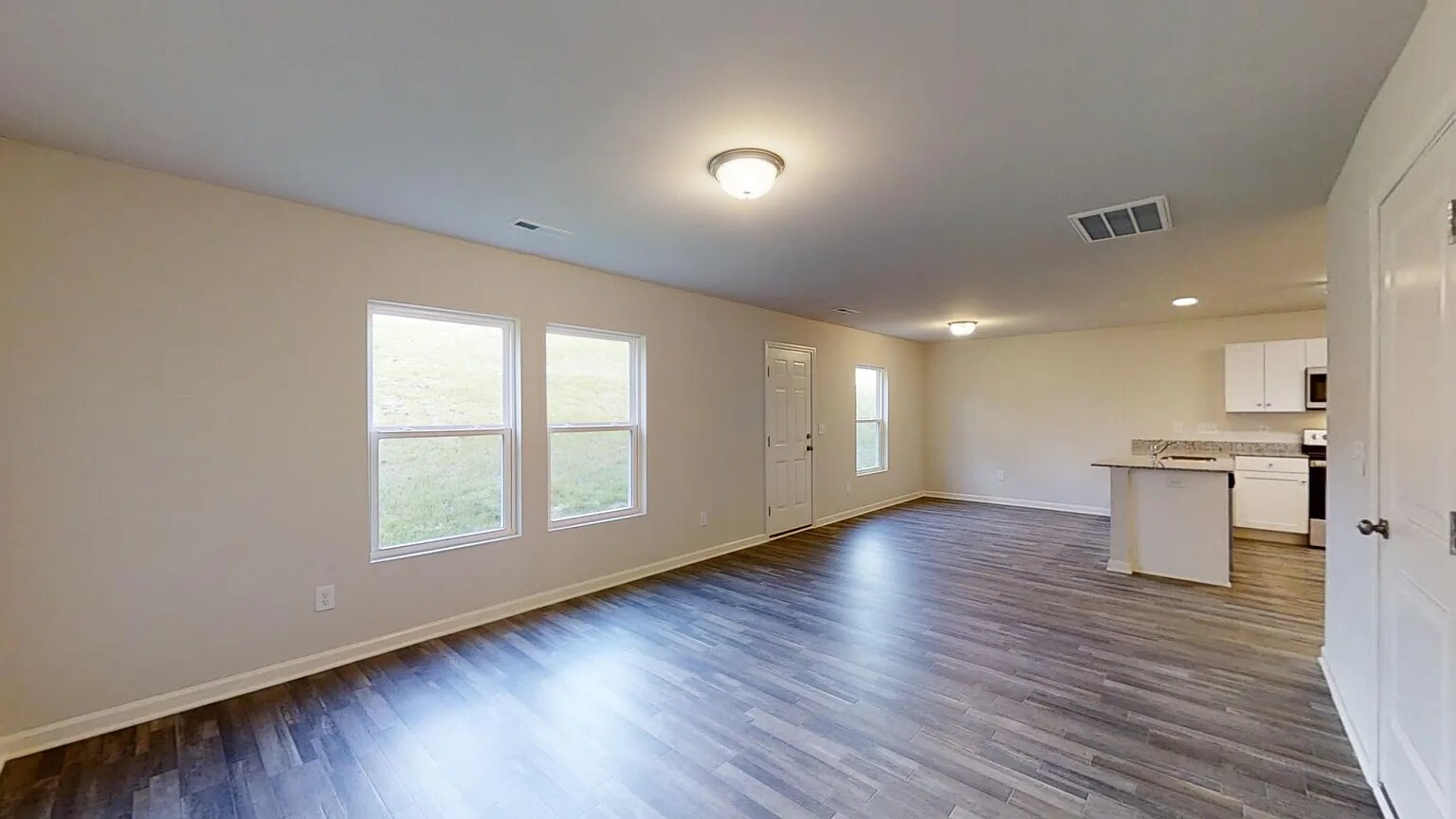 Building Photo - 1516 Tamarino Dr