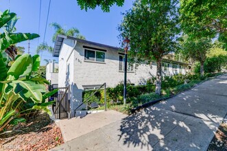 Building Photo - 1 br, 1 bath Condo - 3780 Swift Avenue 3