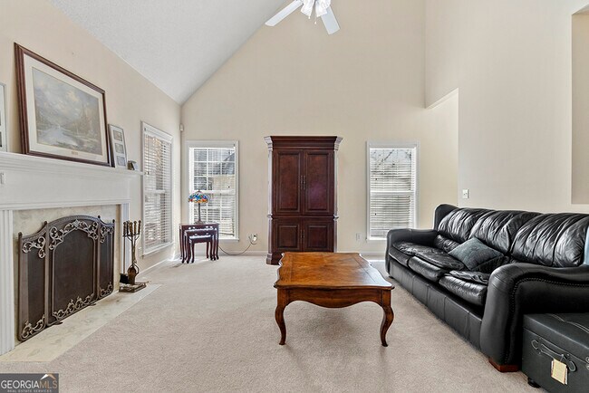 Building Photo - 643 Millrun Ct