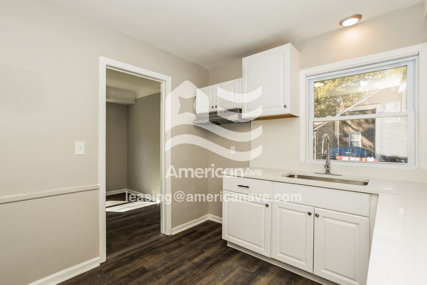 Building Photo - 4312 Courville St