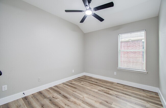 Building Photo - 4506 Knights Ct