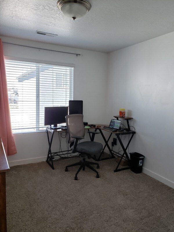 Building Photo - 463 S Fox Chase Ln