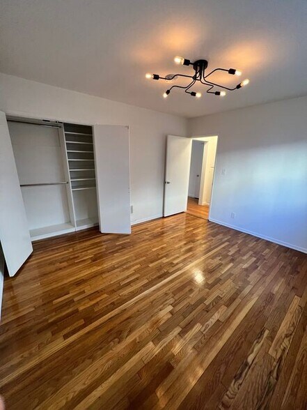 Building Photo - 1263 Hayworth Ave