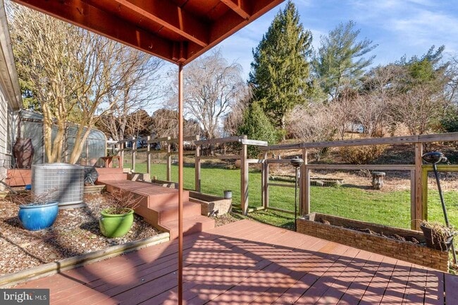 Building Photo - 9711 Cinnamon Creek Dr