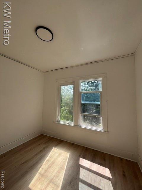 Building Photo - 2952 Elmhurst St