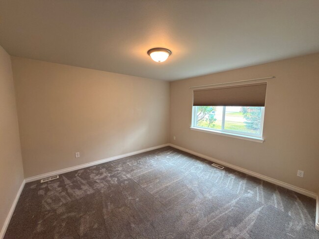 Building Photo - 5541 Big Bend Loop