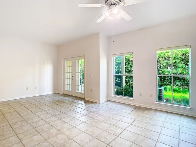 Building Photo - 8009 Tipperary Ln