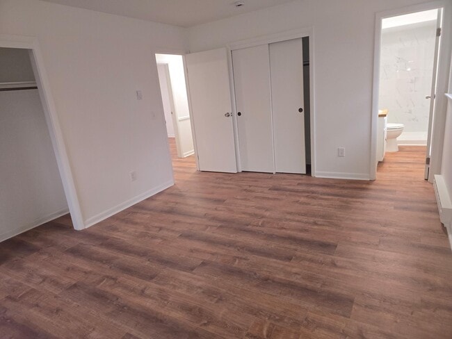 Building Photo - 51 Glenerie Ln