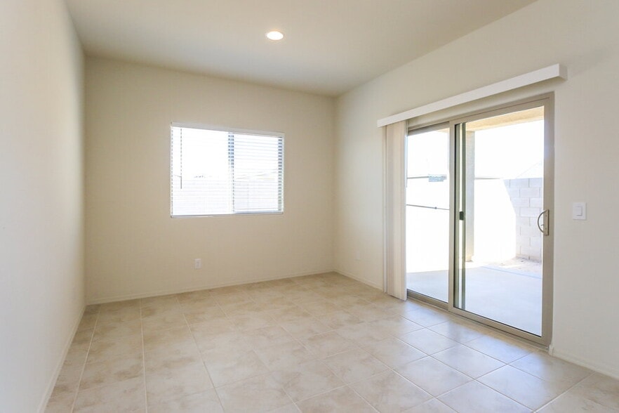 Building Photo - 18374 N Acacia Ave