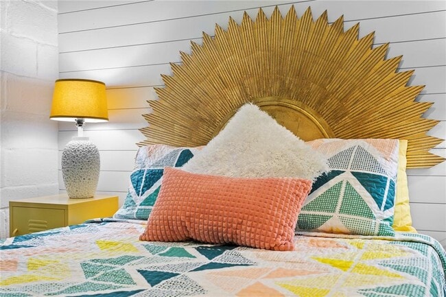 Building Photo - 1305 S 26th St