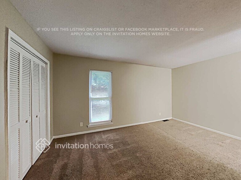 Building Photo - 320 Wilby Dr