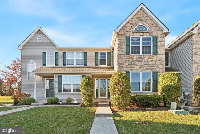 Building Photo - 270 Deer Run Ct