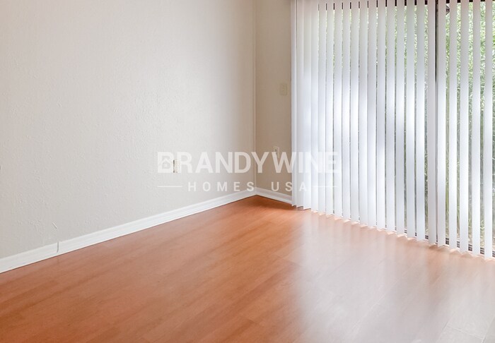 Building Photo - 8122 Hathaway Dr