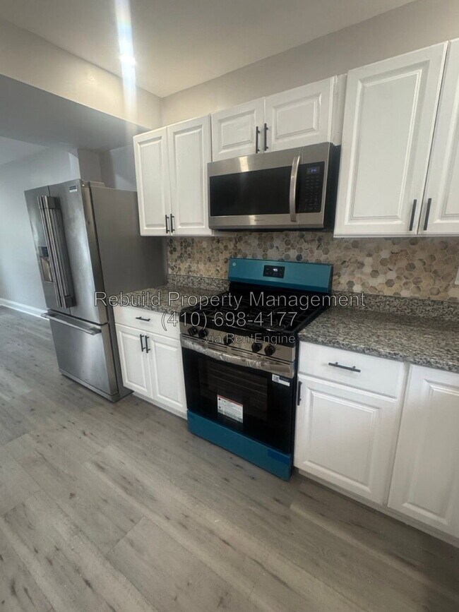 Building Photo - 2841 Oakford Ave